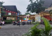 Dira Kencong Shopping Centre and Waterpark