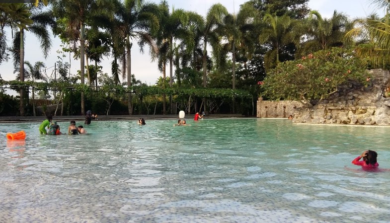 kolam renang kimo jember jawa timur