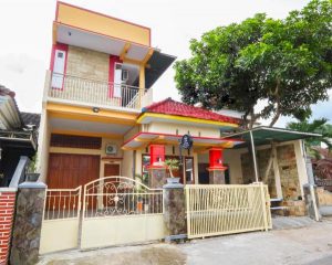 OYO Life 3064 Mahameru Kost Putra